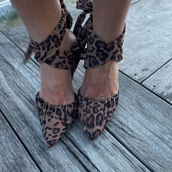 Gianni Bini Henzlee leopard lace up heels, size 6‎ new without tags - Picture 13 of 13